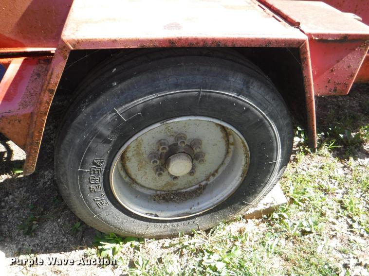 image for item J5673 2001 Morbark 2100-D chipper