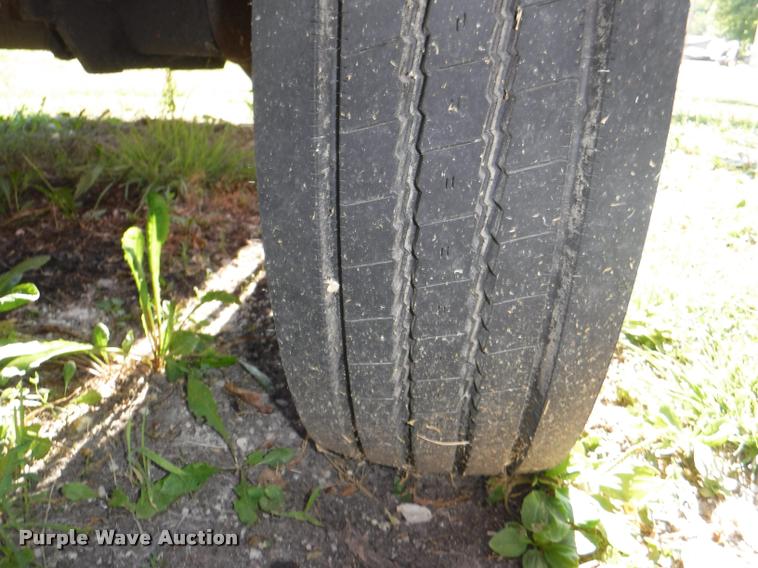 image for item J5673 2001 Morbark 2100-D chipper