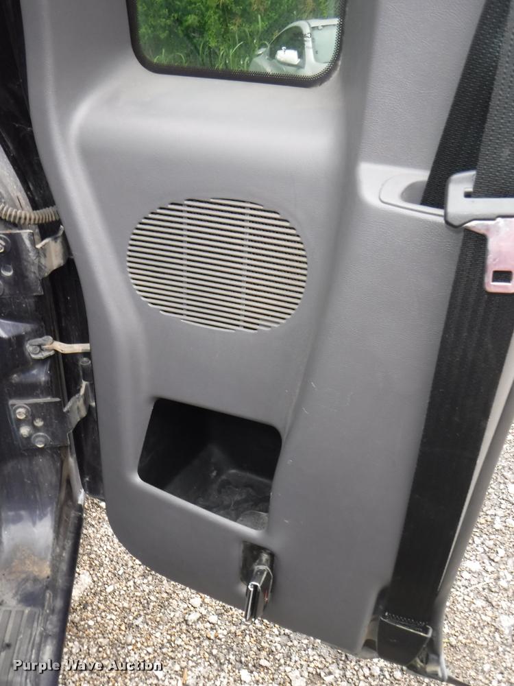 image for item J5674 2003 Ford Ranger SuperCab pickup truck