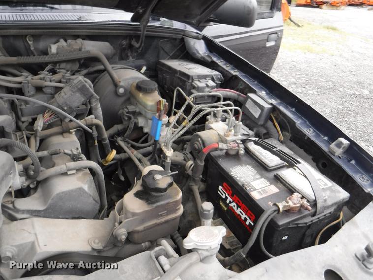 image for item J5674 2003 Ford Ranger SuperCab pickup truck