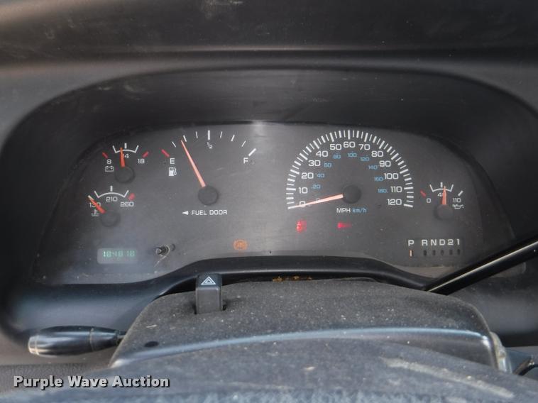 image for item J5675 1999 Dodge Ram 2500 pickup truck