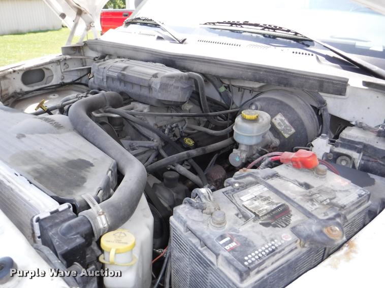 image for item J5675 1999 Dodge Ram 2500 pickup truck