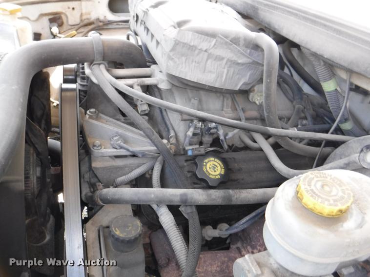 image for item J5675 1999 Dodge Ram 2500 pickup truck