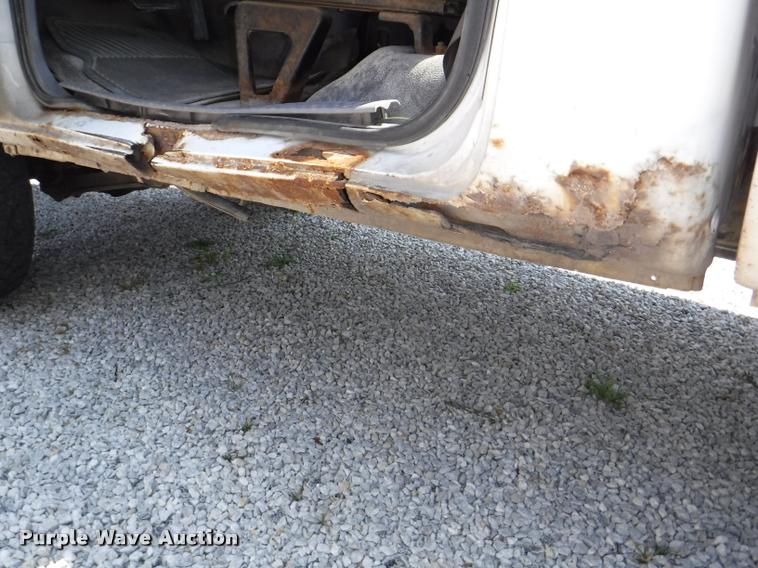 image for item J5675 1999 Dodge Ram 2500 pickup truck