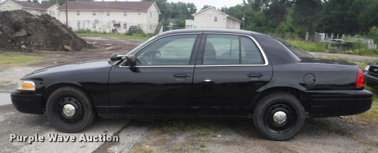 image for item K5928 2011 Ford Crown Victoria Police Interceptor