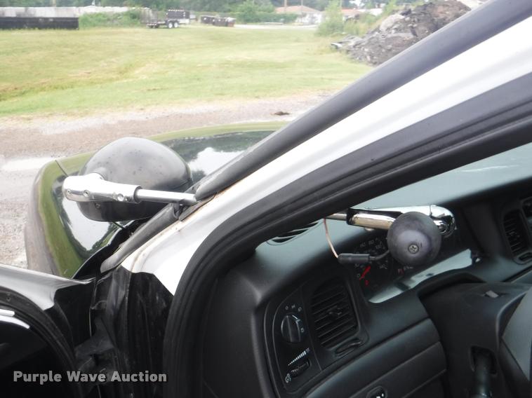 image for item K5928 2011 Ford Crown Victoria Police Interceptor