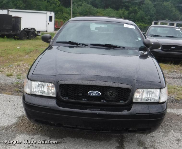 image for item K5929 2011 Ford Crown Victoria Police Interceptor