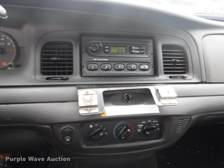 image for item K5929 2011 Ford Crown Victoria Police Interceptor