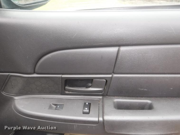 image for item K5929 2011 Ford Crown Victoria Police Interceptor