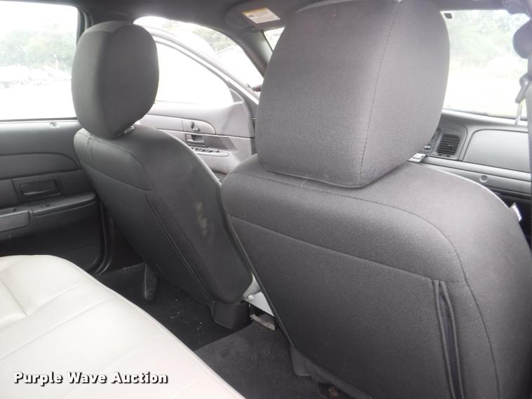 image for item K5929 2011 Ford Crown Victoria Police Interceptor