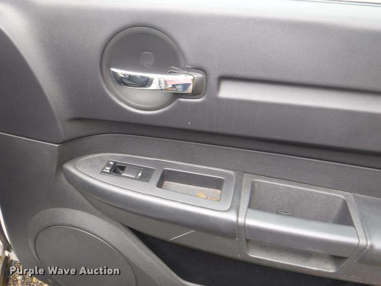 image for item K5930 2010 Dodge Charger