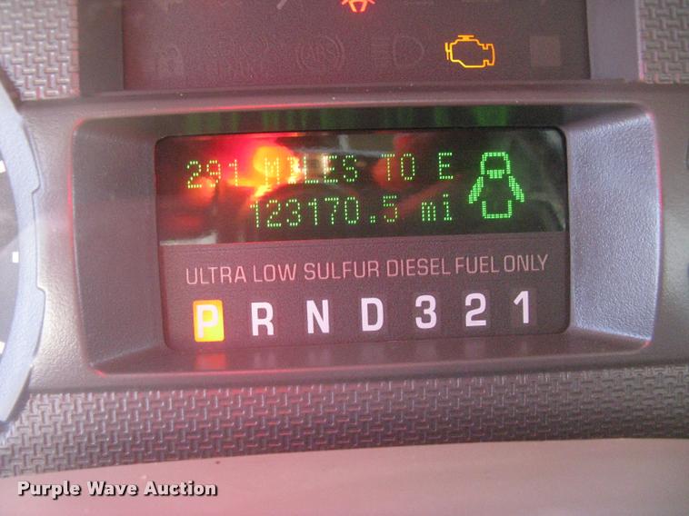 image for item L2309 2009 Ford F450 XL Super Duty flatbed truck