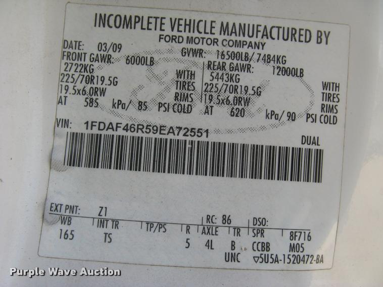 image for item L2309 2009 Ford F450 XL Super Duty flatbed truck