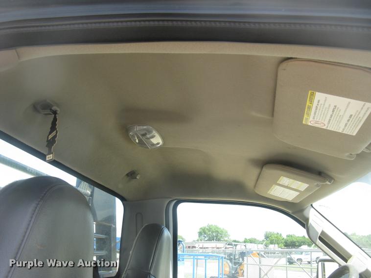 image for item L2309 2009 Ford F450 XL Super Duty flatbed truck