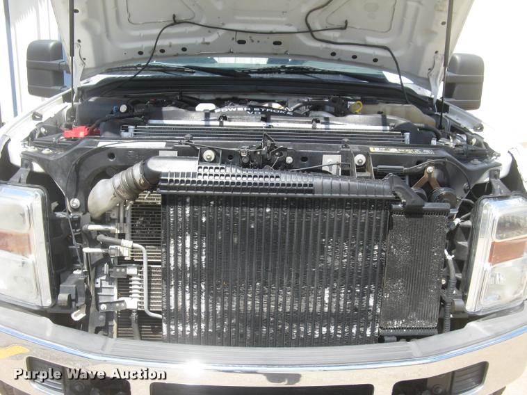 image for item L2309 2009 Ford F450 XL Super Duty flatbed truck