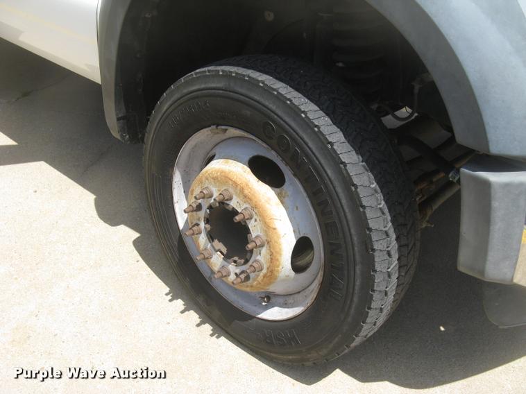 image for item L2309 2009 Ford F450 XL Super Duty flatbed truck