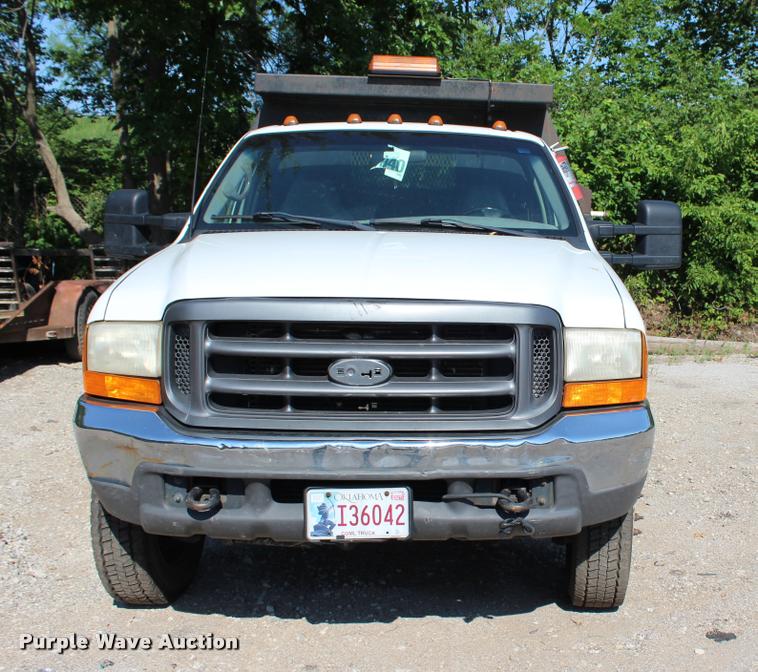 image for item L3179 2000 Ford F550 XL dump truck