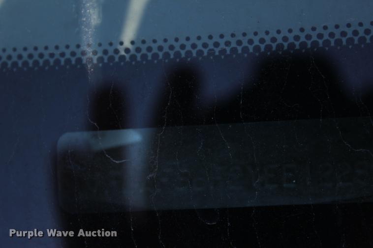 image for item L3179 2000 Ford F550 XL dump truck