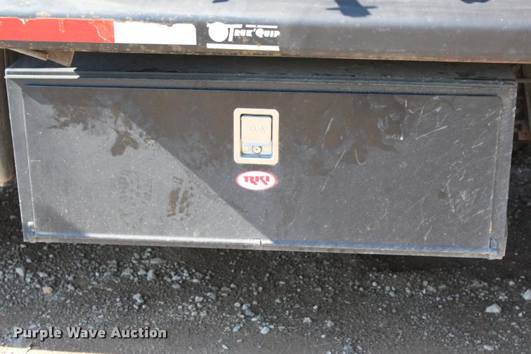 image for item L3179 2000 Ford F550 XL dump truck