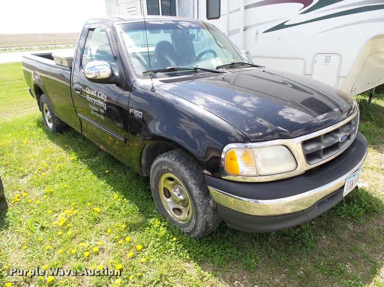 image for item L5543 2001 Ford F150 pickup truck