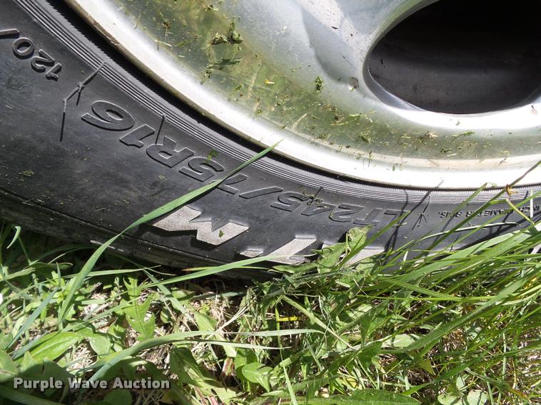 image for item L5543 2001 Ford F150 pickup truck