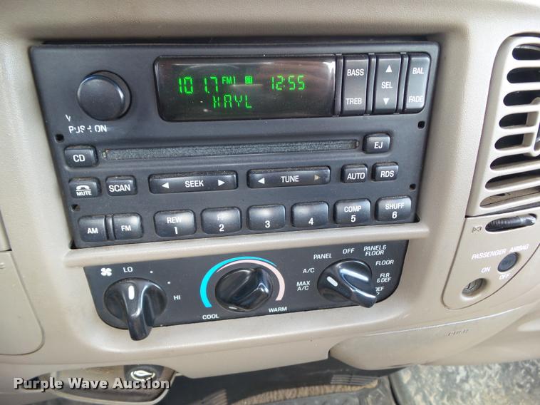 image for item L5543 2001 Ford F150 pickup truck