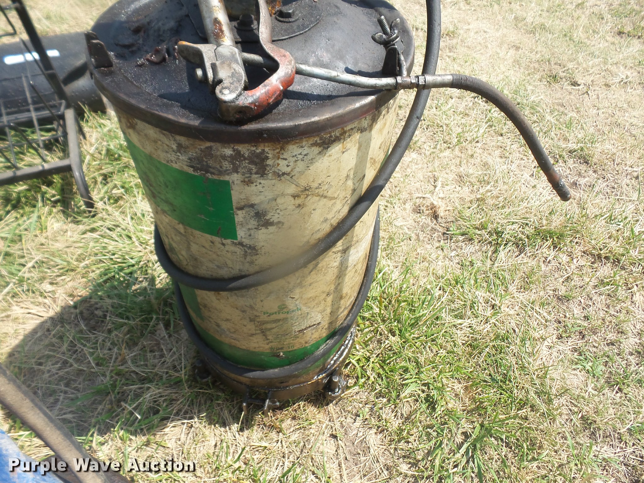 (2) grease barrels with pumps in Tecumseh, KS Item DK9451 sold