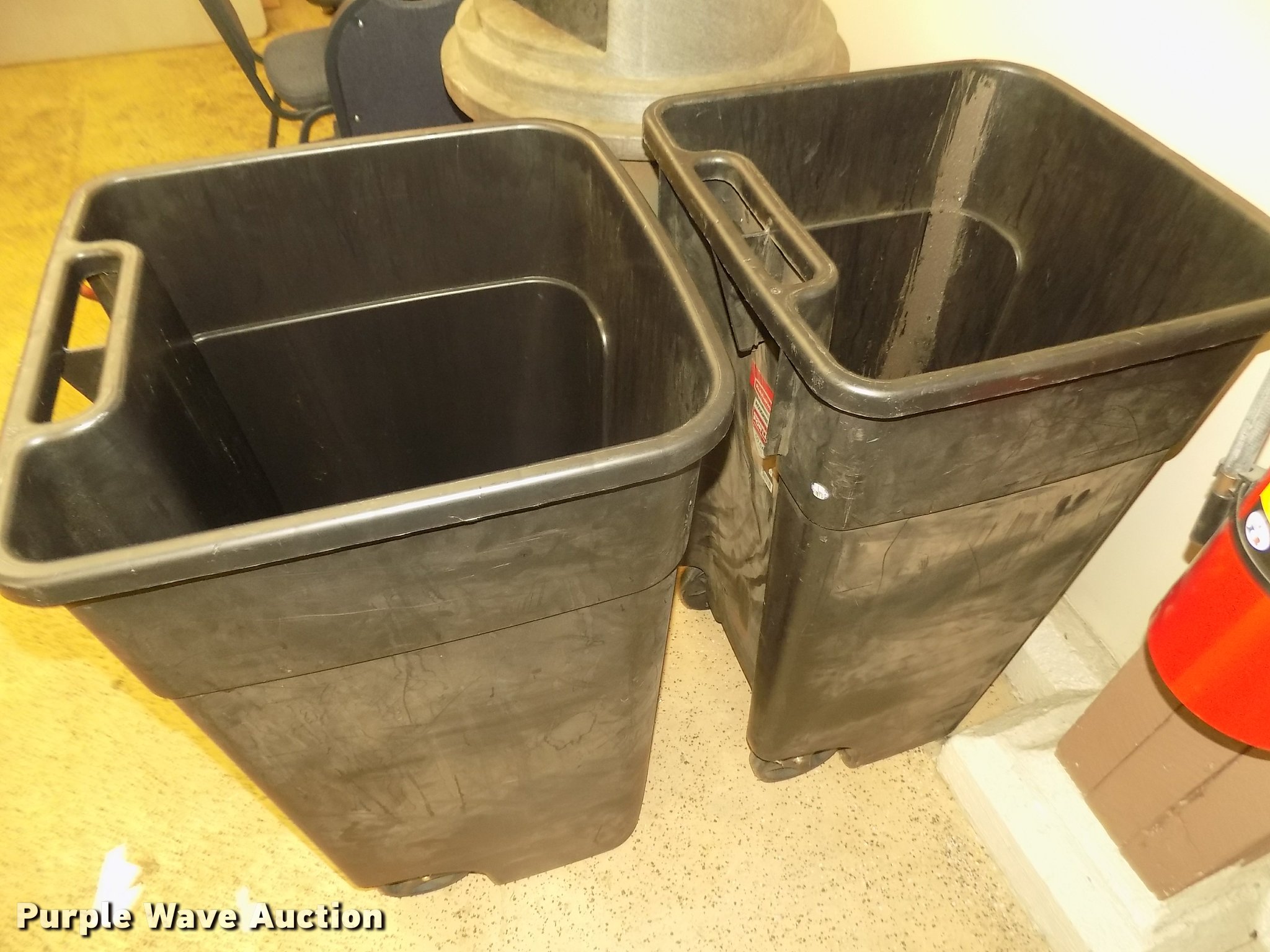 Office supplies in Grand Island, NE Item DO9176 sold Purple Wave