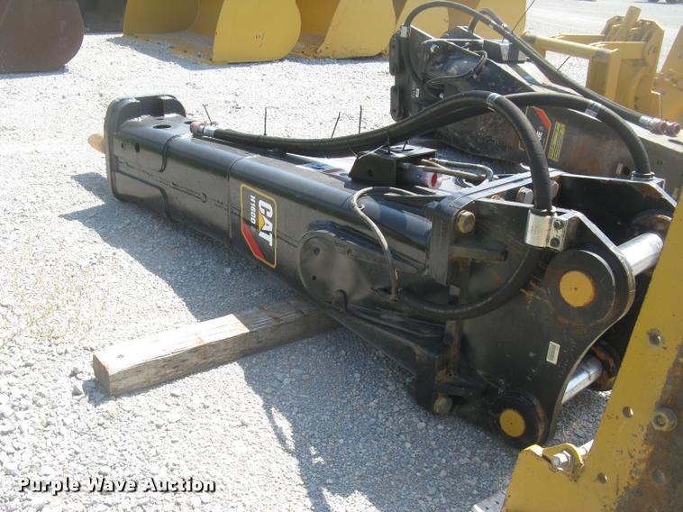 image for item AR9775 2011 Caterpillar H160DS roll-out hydraulic hammer