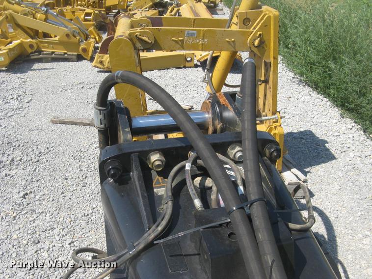image for item AR9775 2011 Caterpillar H160DS roll-out hydraulic hammer