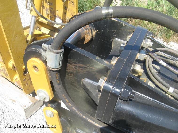 image for item AR9775 2011 Caterpillar H160DS roll-out hydraulic hammer
