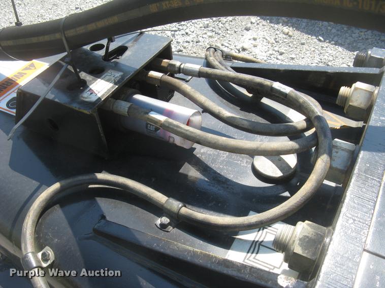 image for item AR9775 2011 Caterpillar H160DS roll-out hydraulic hammer