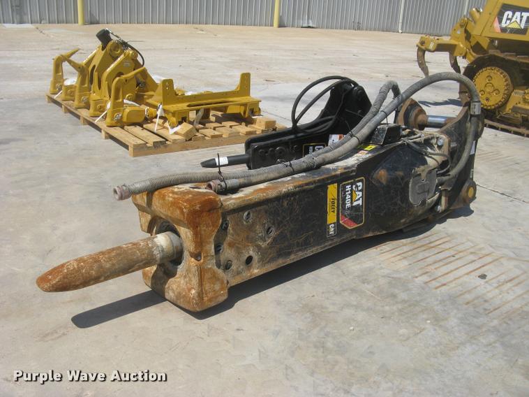image for item AR9777 2013 Caterpillar H140ES roll-out hydraulic hammer