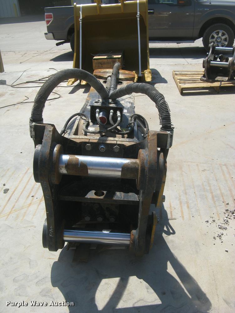 image for item AR9777 2013 Caterpillar H140ES roll-out hydraulic hammer