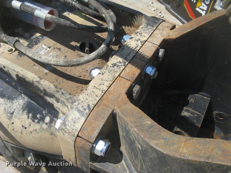 image for item AR9777 2013 Caterpillar H140ES roll-out hydraulic hammer