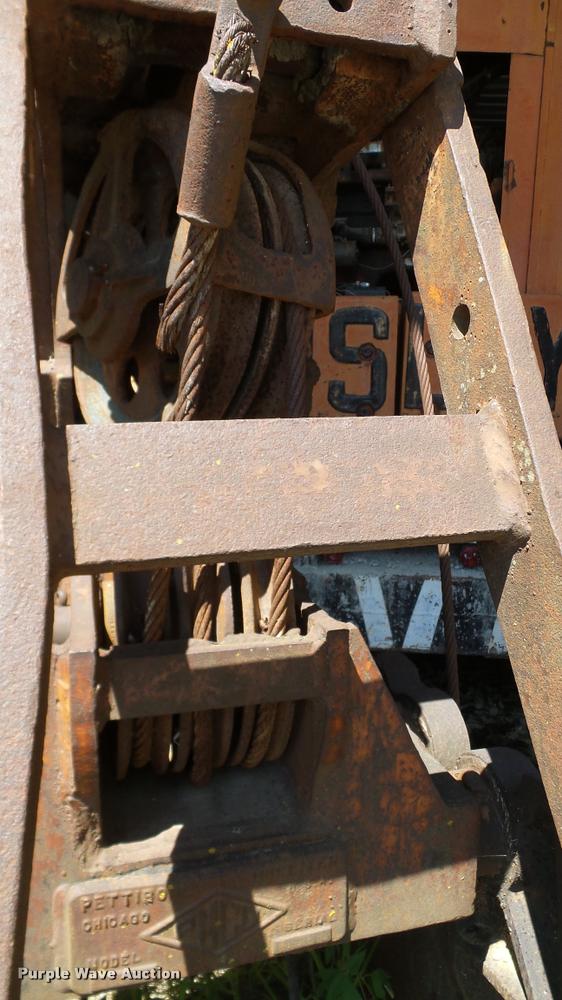 image for item BG9030 (2) clamshell buckets