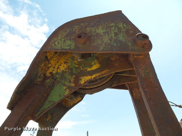 image for item BG9030 (2) clamshell buckets