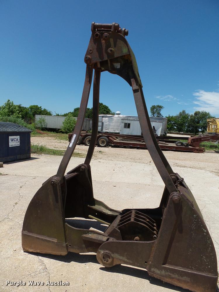 image for item BG9030 (2) clamshell buckets