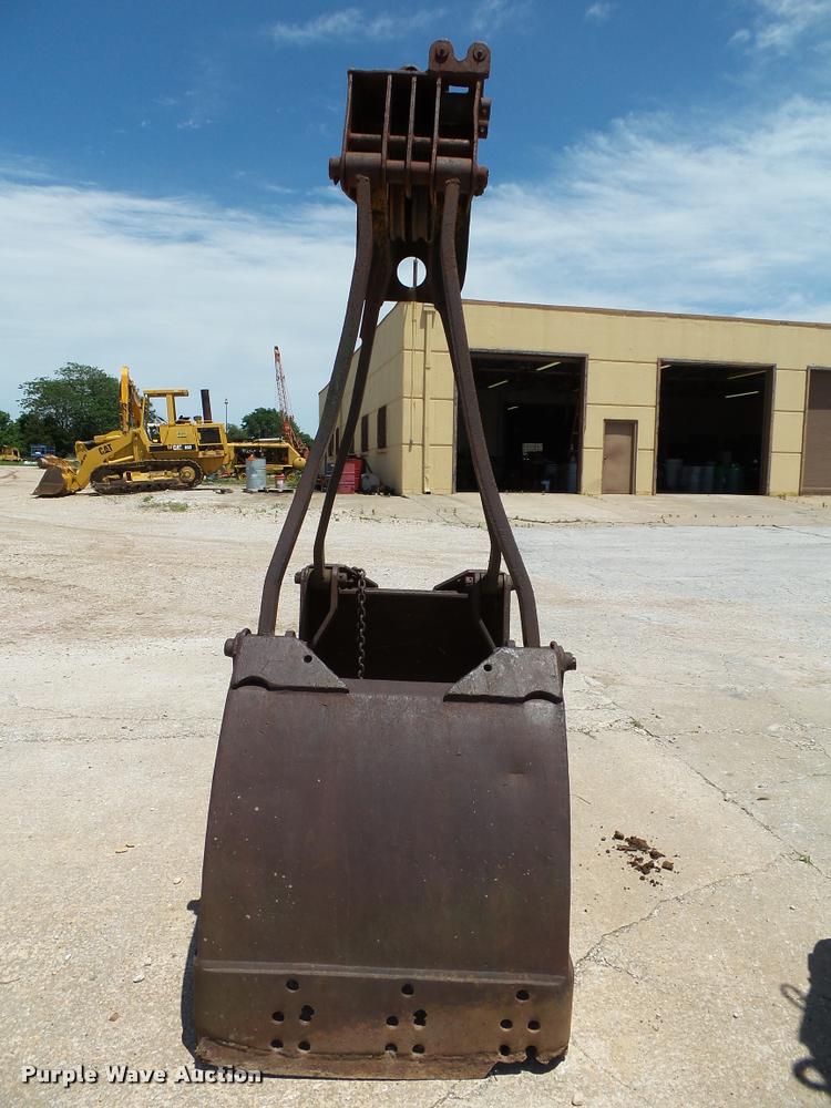 image for item BG9030 (2) clamshell buckets