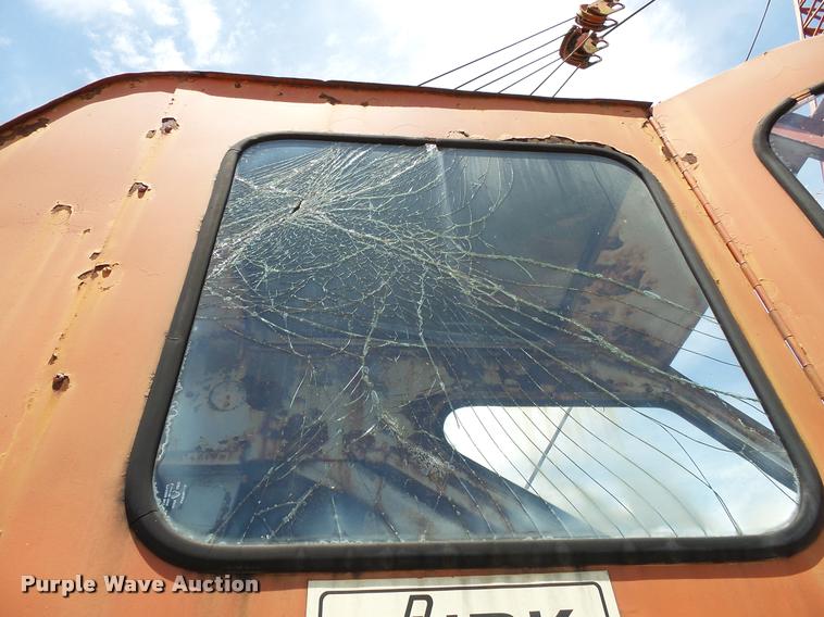 image for item BG9031 1965 Insley M crane