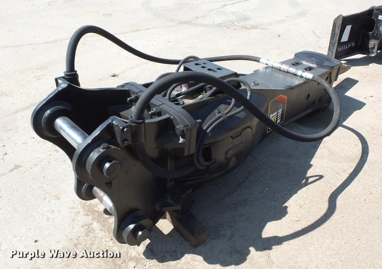 image for item BV9102 2012 Caterpillar H115ES hydraulic hammer