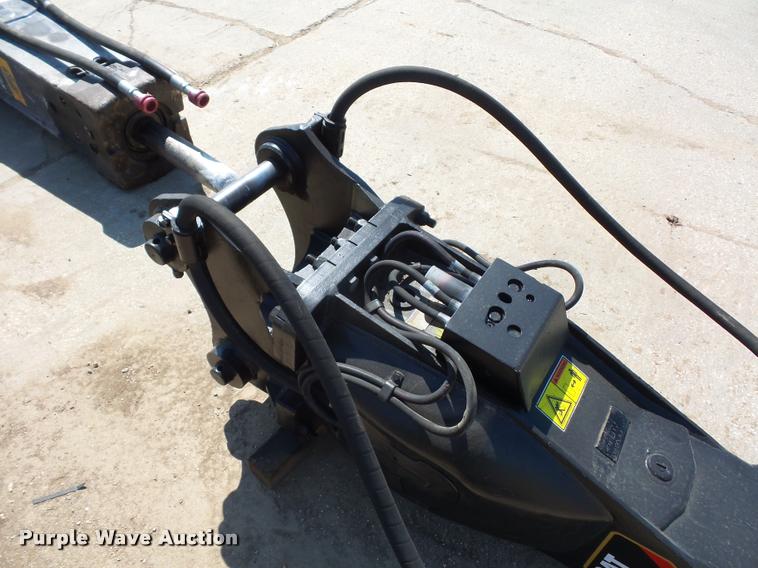 image for item BV9102 2012 Caterpillar H115ES hydraulic hammer