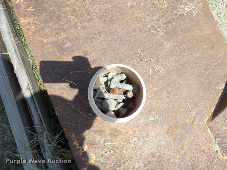 image for item CA9009 Caterpillar D250E truck tailgate