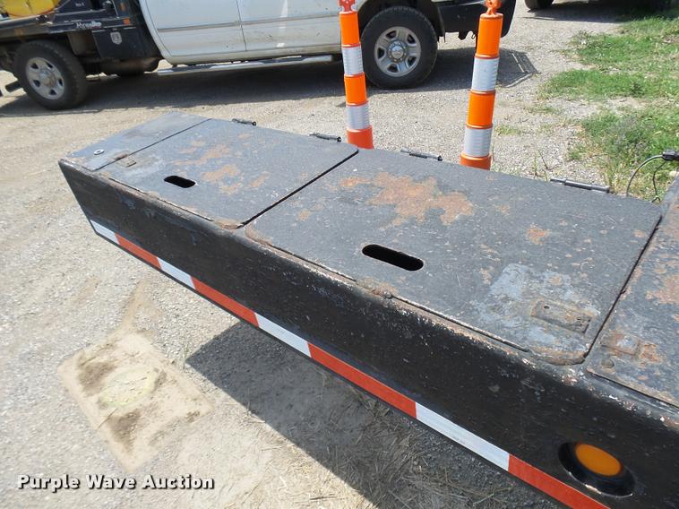 image for item CA9013 Winch truck bed