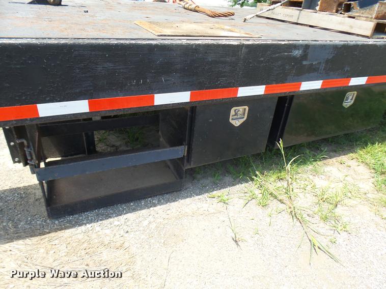 image for item CA9013 Winch truck bed