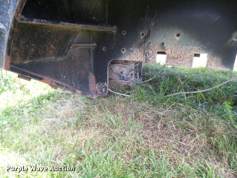 image for item CA9013 Winch truck bed