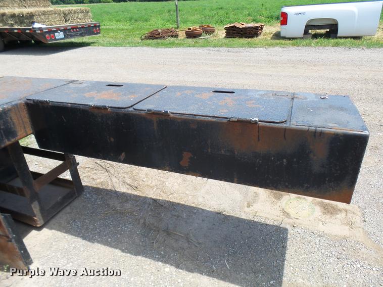 image for item CA9013 Winch truck bed