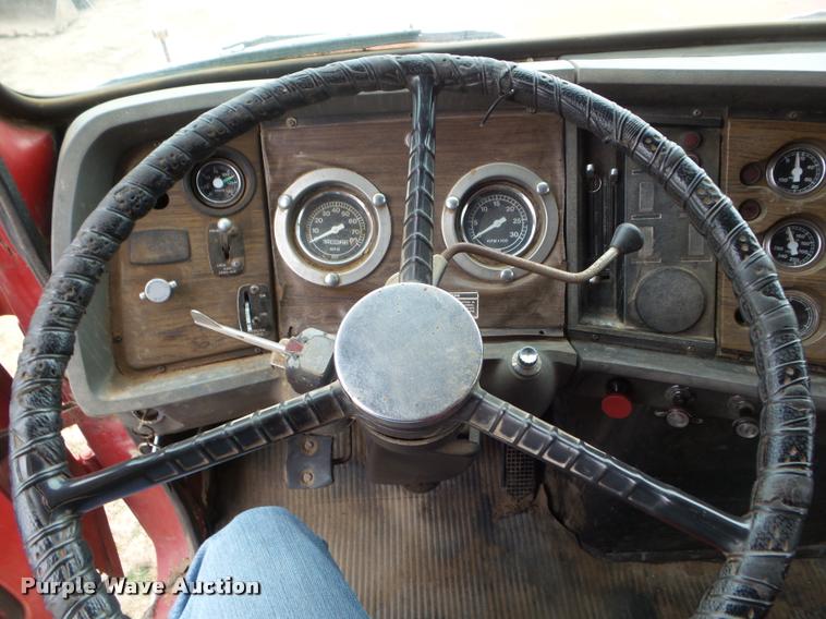 image for item DA5090 1972 Ford L9000 dump truck