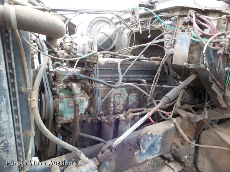 image for item DA5090 1972 Ford L9000 dump truck