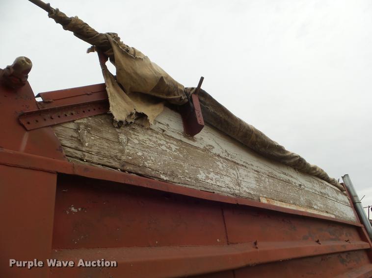 image for item DA5090 1972 Ford L9000 dump truck